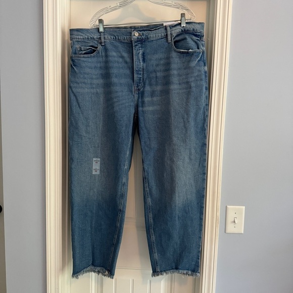 NEW Old Navy 22 Extra High Rise Ski-Hi Straight Jeans Raw Hem - Picture 2 of 8